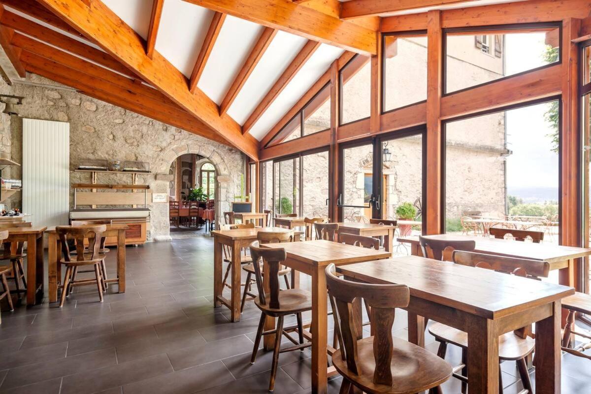 Domaine Le Prieure Chaumont-le-Bourg Exterior foto