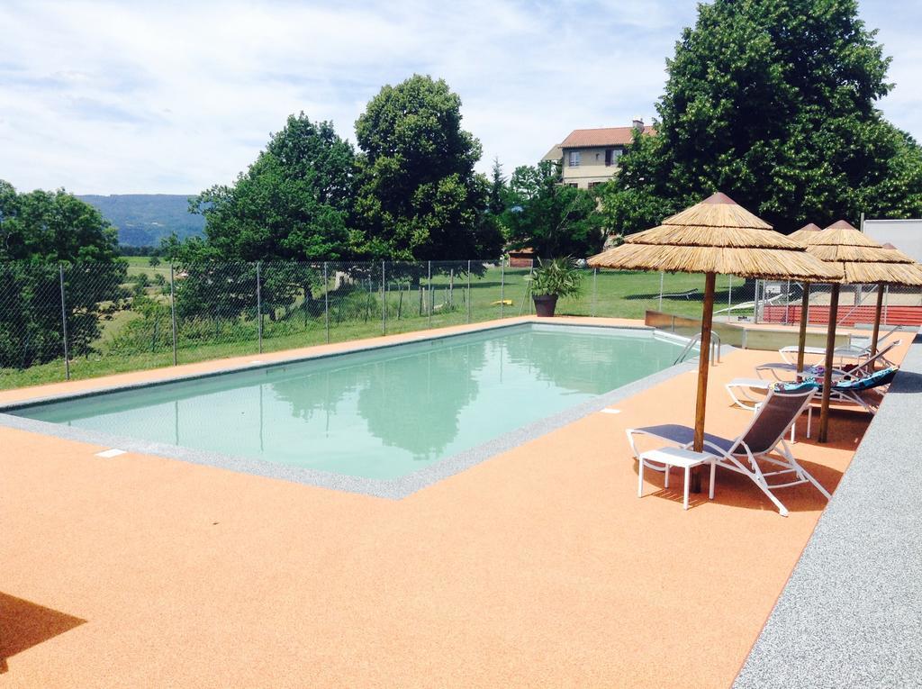 Domaine Le Prieure Chaumont-le-Bourg Exterior foto