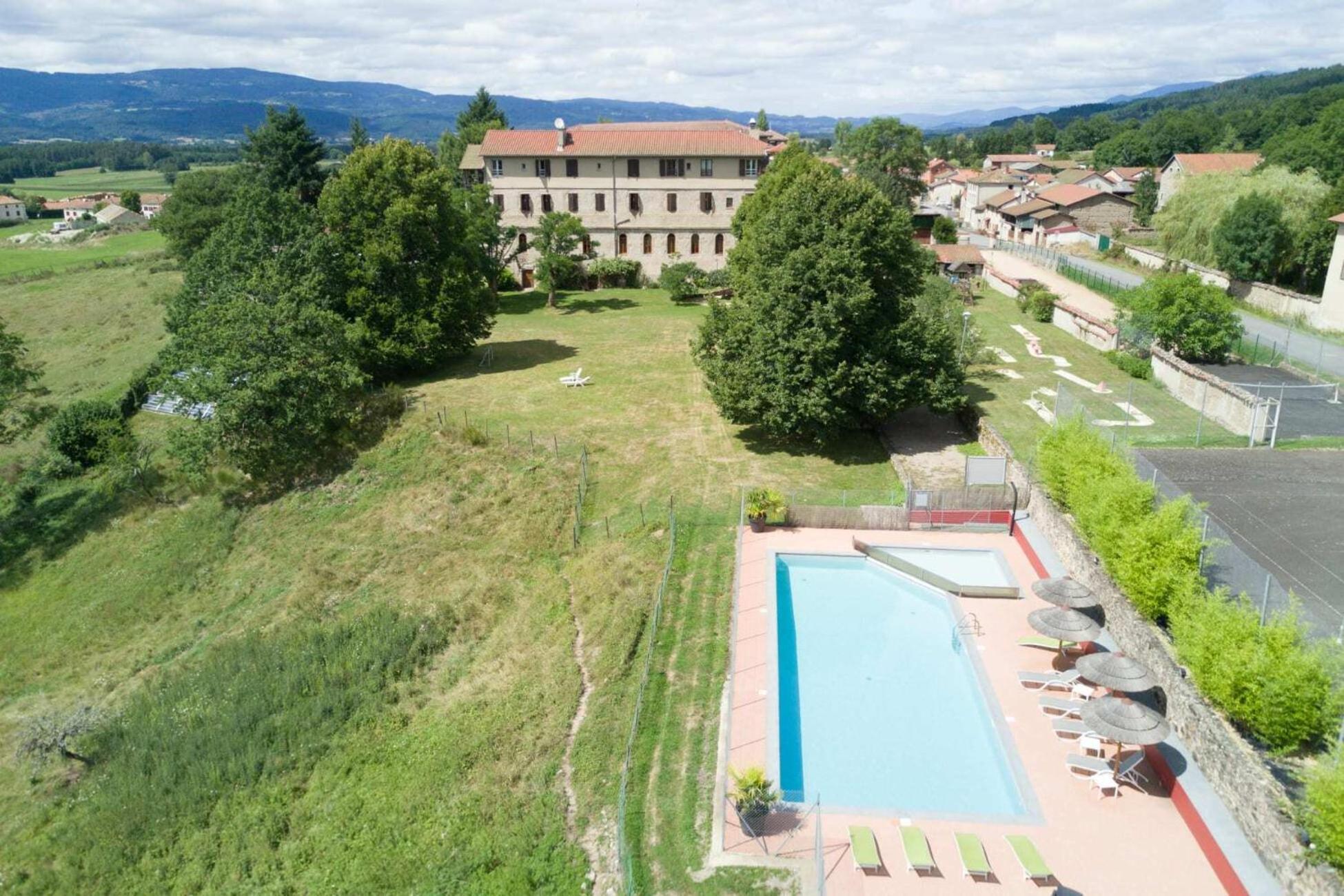 Domaine Le Prieure Chaumont-le-Bourg Exterior foto