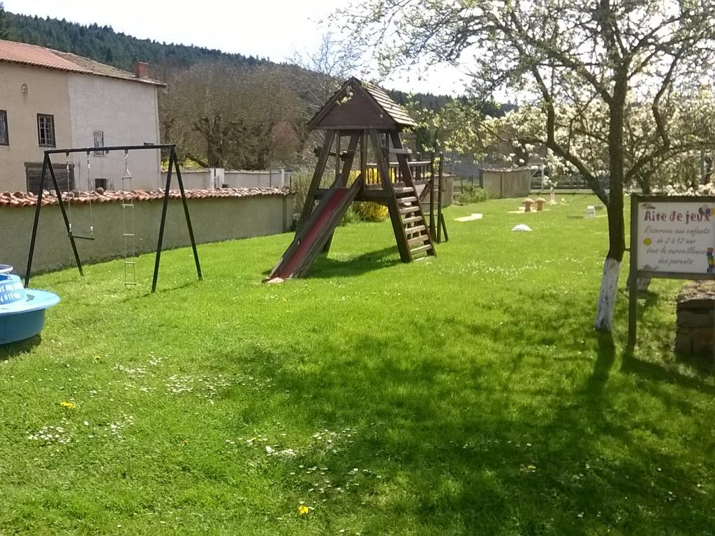 Domaine Le Prieure Chaumont-le-Bourg Exterior foto